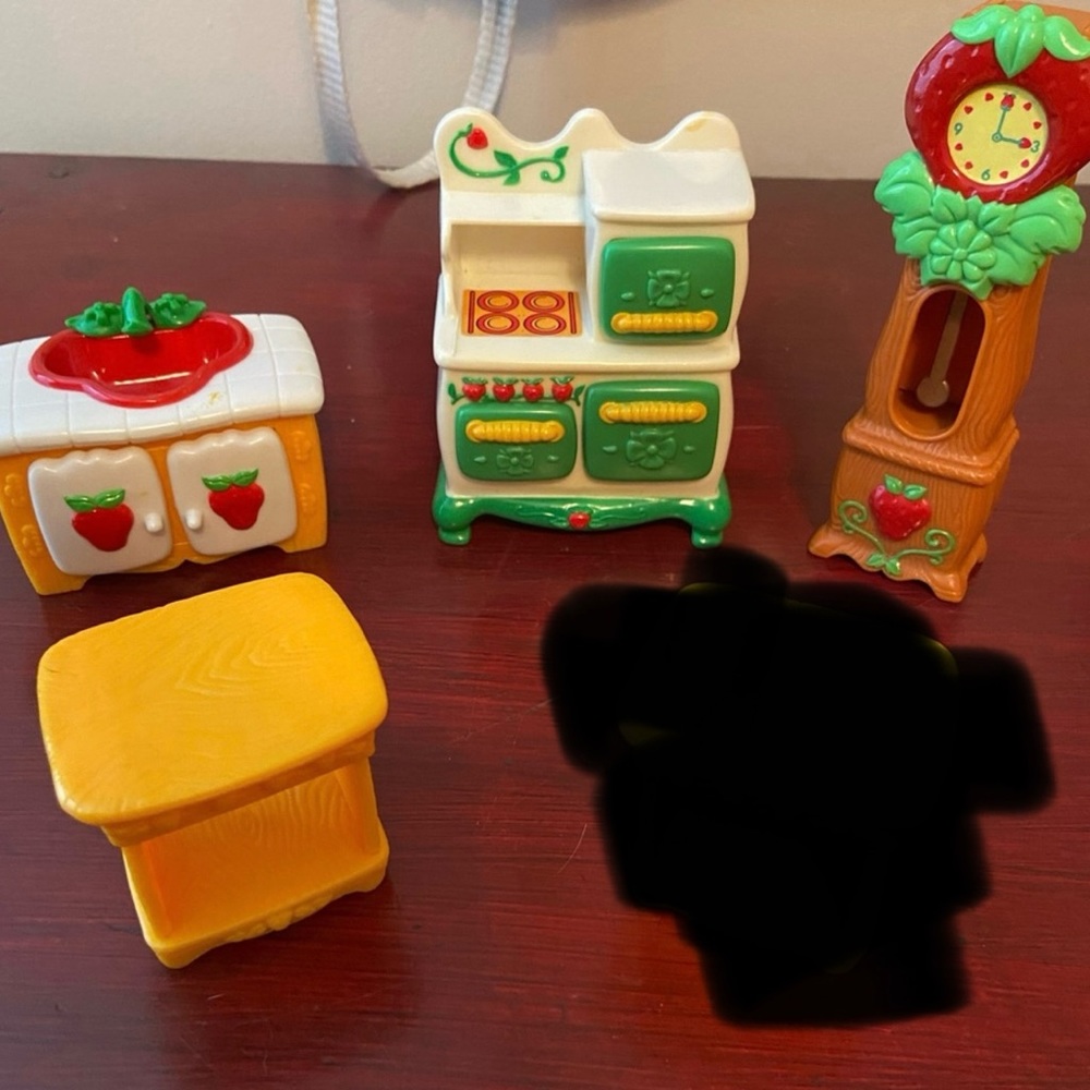 Strawberry shortcake Berry Happy Home furniture